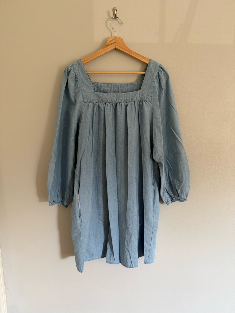 J. Crew Light Blue Cotton Chambray Long Sleeve Dress with pockets Women’s L